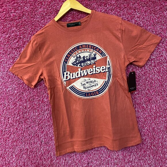 Budweiser World Renowned Classic American Lager T-shirt size Small - Picture 2 of 4